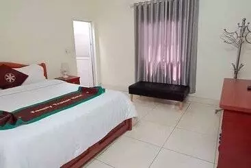 Hotel Family Transit