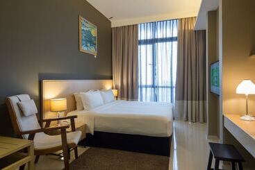 Hotel The Pines Melaka