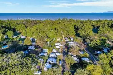 Daintree Beach Resort