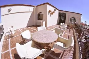 Hotelli Los Cedros Inn Delicias