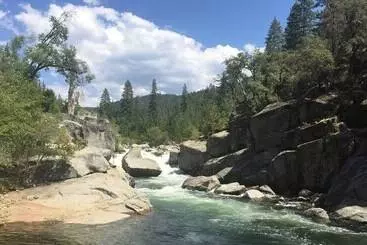 Mökkimajoitus Sweet Retreat Movie Theater, Poolping Pong, Bbq, Summer Swimming