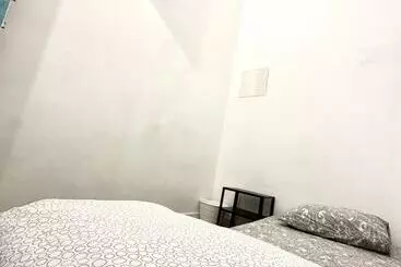 Hostel Lisboa Parque Guest House