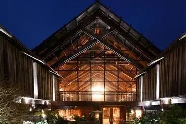 Hotelli Timber Cove Resort