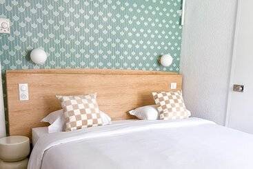 酒店 Kyriad Cannes   Mandelieu