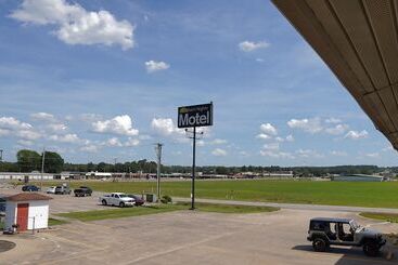 Southern Nights Motel