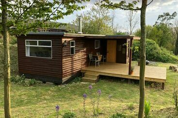 Сельский дом Cozy And Peaceful Cabin 15 Mins From Lyme Regis