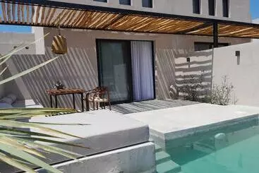 Hotelli Pure Villas