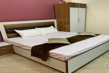 Hotell The Tapovan Residency