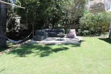 Majatalo Little Ray On Sunshine