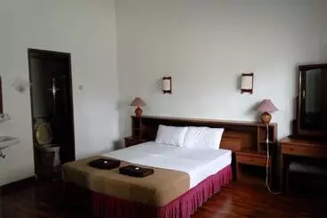 Hotel Berlian Resort