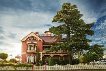 펜션 Historic Stannum House