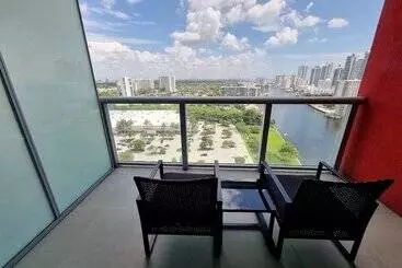 Huoneistohotelli Bw Luxury Suites