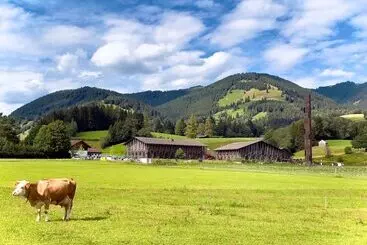 Hotelli Lartor Resort