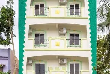 ホテル Sornalaxmi Residency