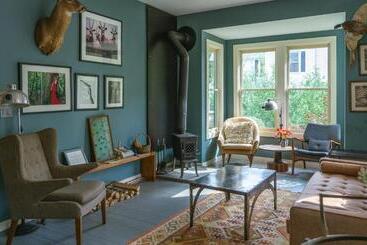 The North Branch Inn