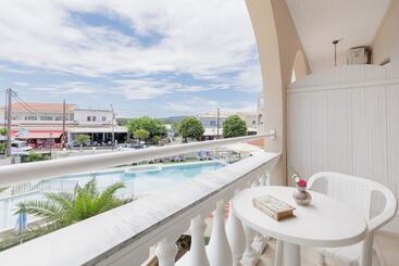 Aphrodite Beachfront Hotel By Konnect, Roda