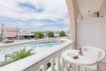 Aphrodite Beachfront Hotel By Konnect, Roda