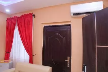 پانسیون Starexx Luxury Apartment