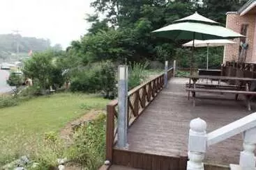 Uljin Dararaeuihaengbok Pension