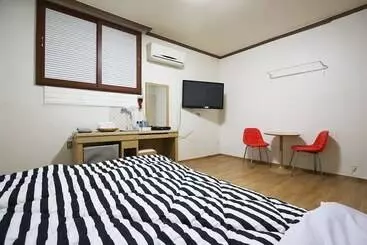 Cheongju Vienna Motel