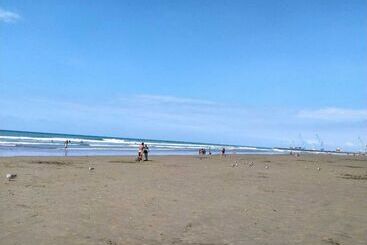 Hostal Venecia Tu Casa En Manta