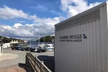 ホテル Knarren Brygge