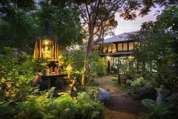 Hotel Cattani S Riverside Home