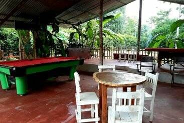 تختخواب و صبحانه El Rancho Finca