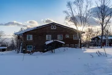Annupuri Mountain View Lodge