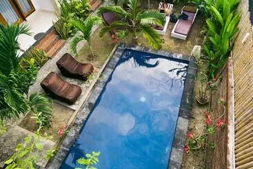 Szálloda Nyuh Gading Home Stay