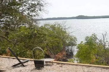 Bonobo Lodge
