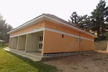 پانسیون Heritage Country Club