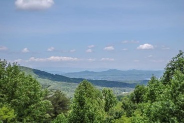 קוטג'' Bare N The Woods