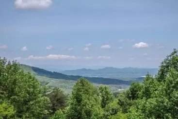 Mökkimajoitus Bare N The Woods