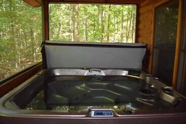 קוטג'' Hidden Acorn