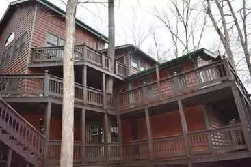 Mökkimajoitus Jordan Lodge