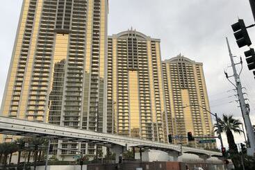 فندق Amalz Two Bedroom Three Bathroom Balcony Suites At Mgm Signature !