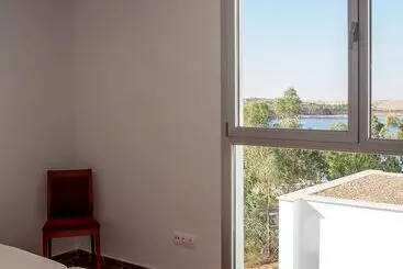 Apartamentos Embalse De Orellana