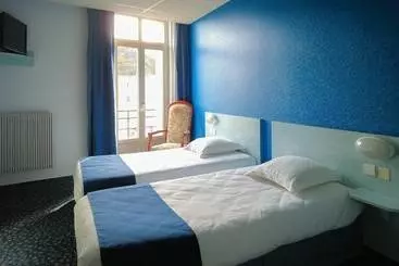 ホテル Restaurant Le César