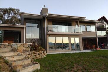 Pensió Willow Bay Lodge