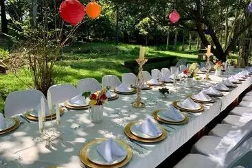 Hotelli Brookside Lodge B&b