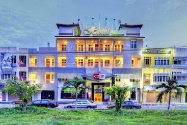 בית מלון כפרי Darulaman Jitra