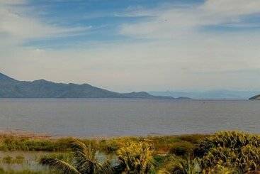 هتل Momotombo Lake Resort & Villas