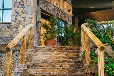 The Old Kings Lodge And Resort