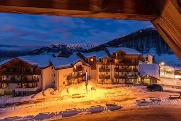 Residenssi Noemys Les Balcons De Bois Méan