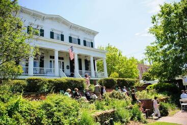 簡易ホテル City Club Of Wilmington