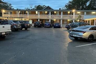 モーテル Castillo Inn