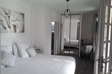 ホテル Hôtel Castel Saint Anne