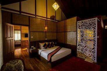 هتل Royal Nadi Resort