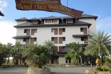 בית מלון כפרי Royal Place Banchang